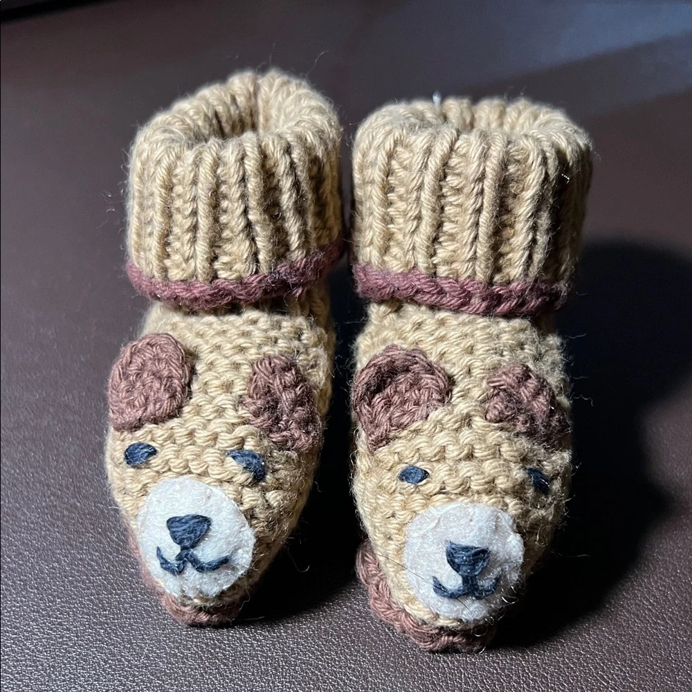 Adorable Knit Bear Baby Booties